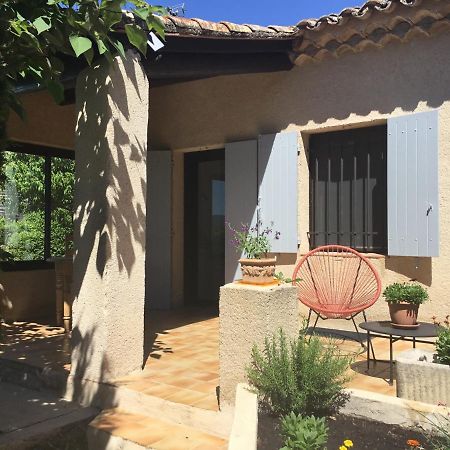Lauris Petit Cocon Dans Le Luberon 아파트 외부 사진