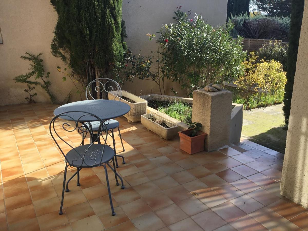 Lauris Petit Cocon Dans Le Luberon 아파트 외부 사진