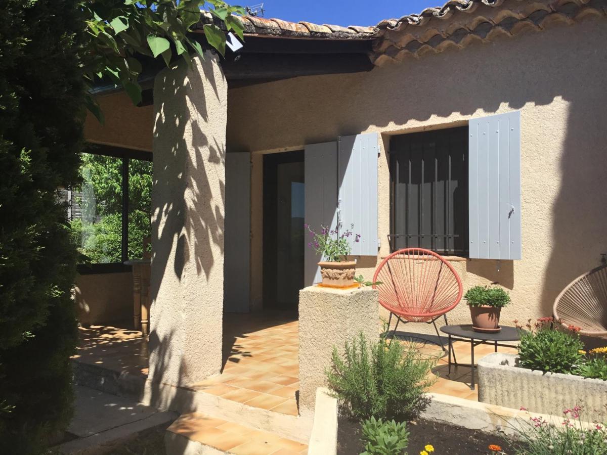 Lauris Petit Cocon Dans Le Luberon 아파트 외부 사진