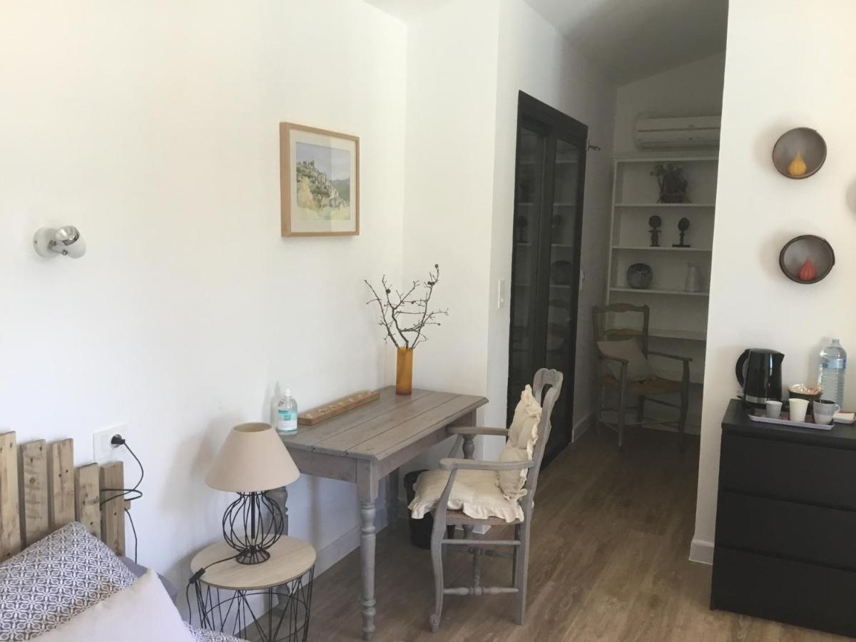 Lauris Petit Cocon Dans Le Luberon 아파트 외부 사진