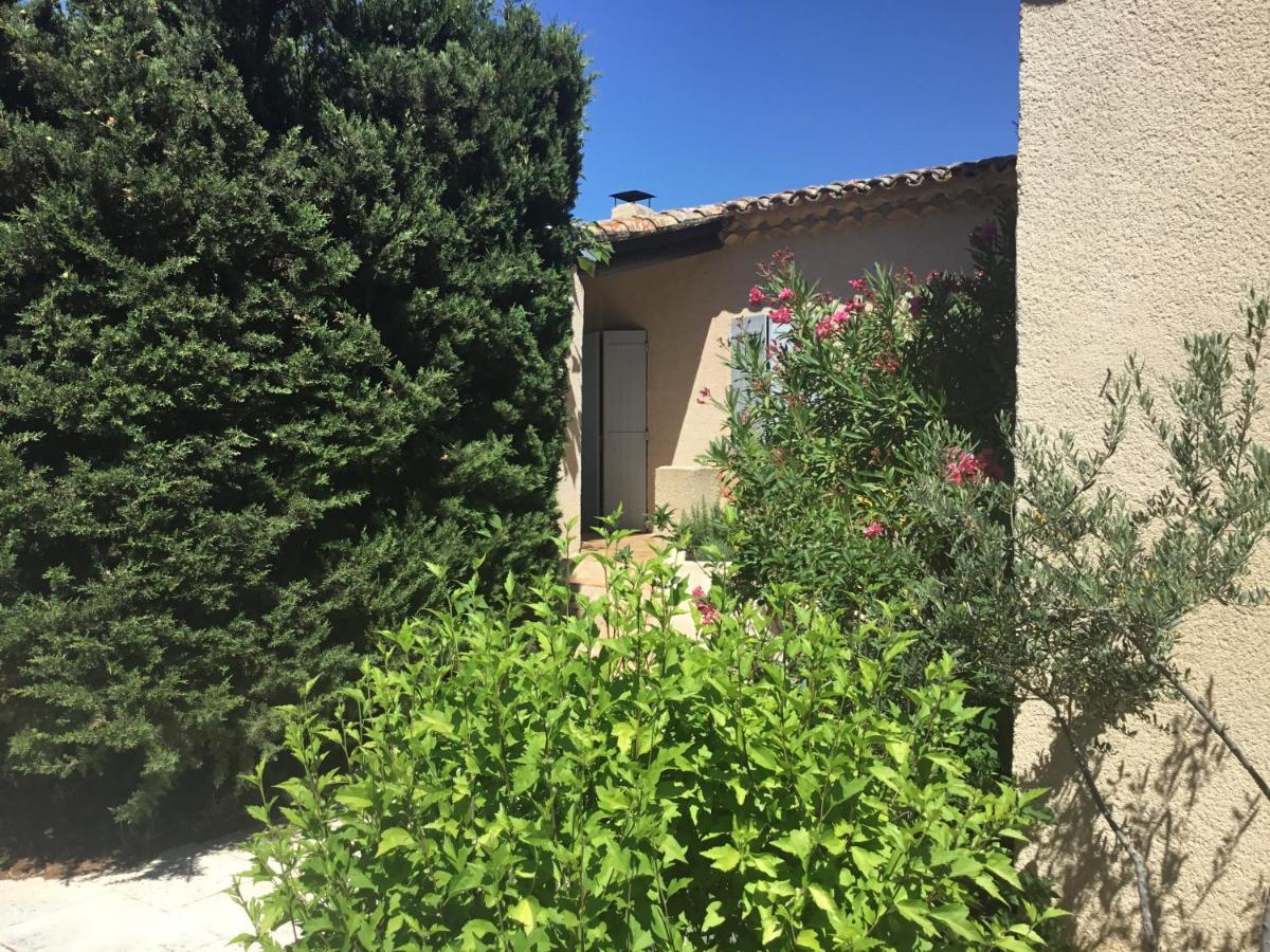 Lauris Petit Cocon Dans Le Luberon 아파트 외부 사진